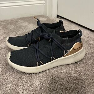Adidas Cloudfoam Ultamotion Blue and Rose Gold Sneakers